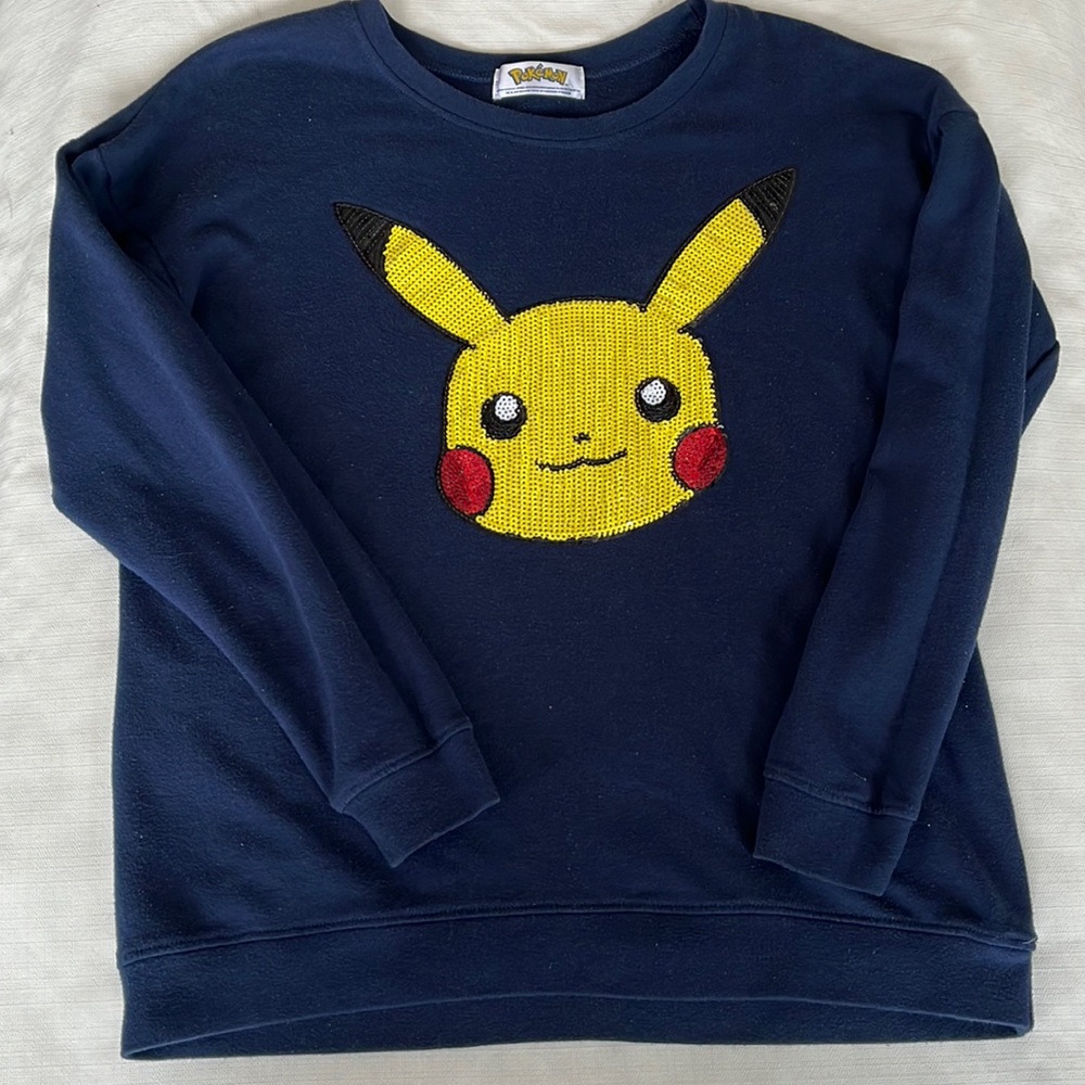 Pokémon Pikachu sequined Navy sweatshirt size Medium gently preowned Nintendo